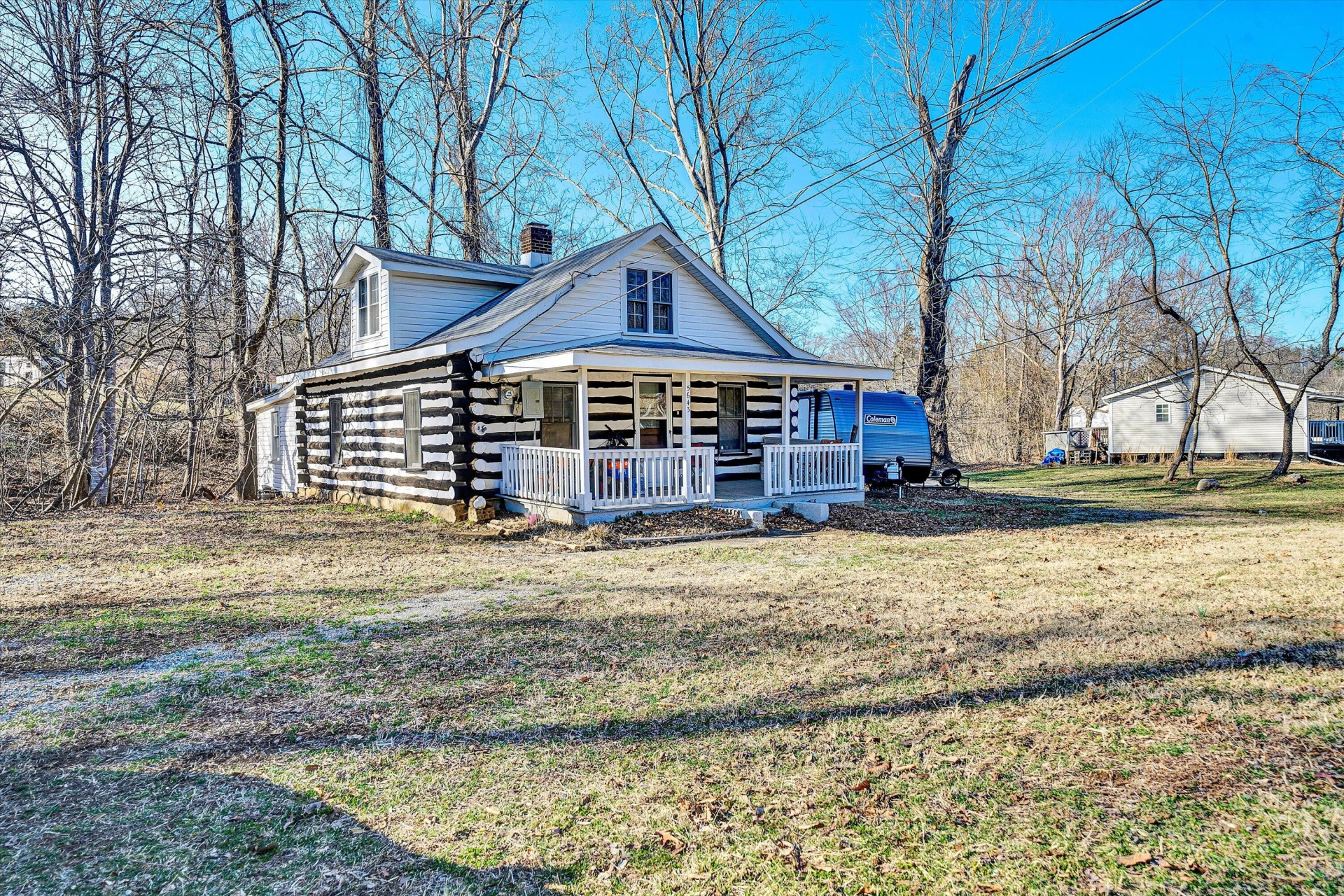 5643 Poor Mountain RD