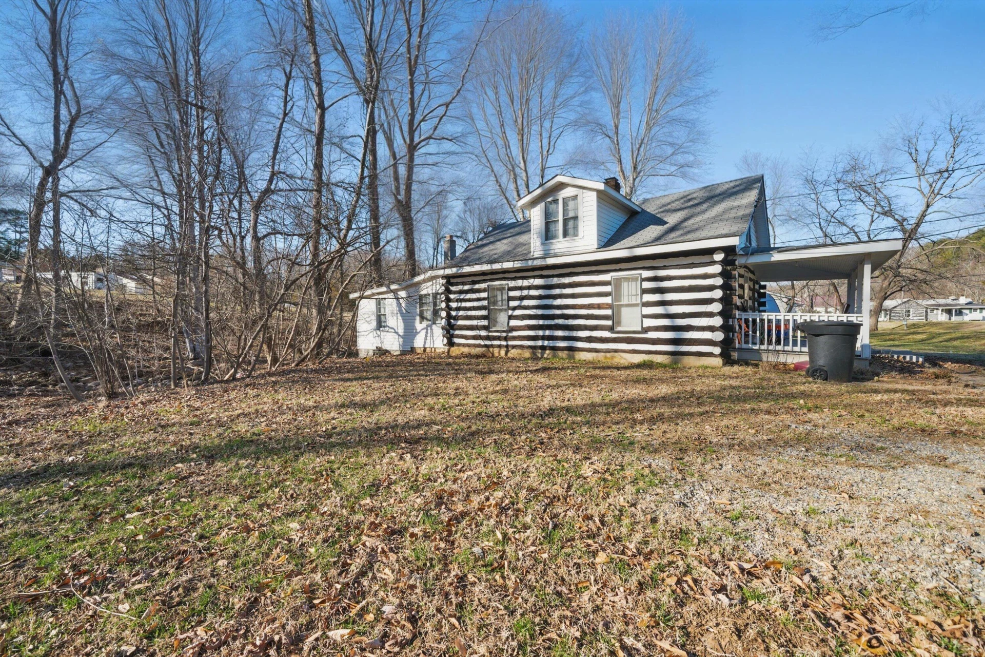5643 Poor Mountain RD - Photo 18