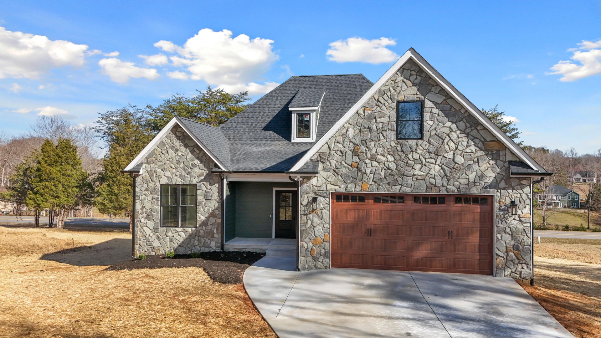 105 Peach Tree CT
