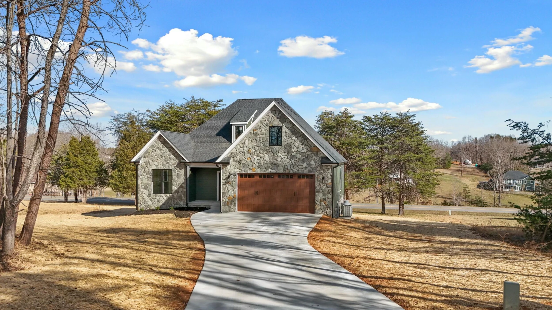 105 Peach Tree CT - Photo 2