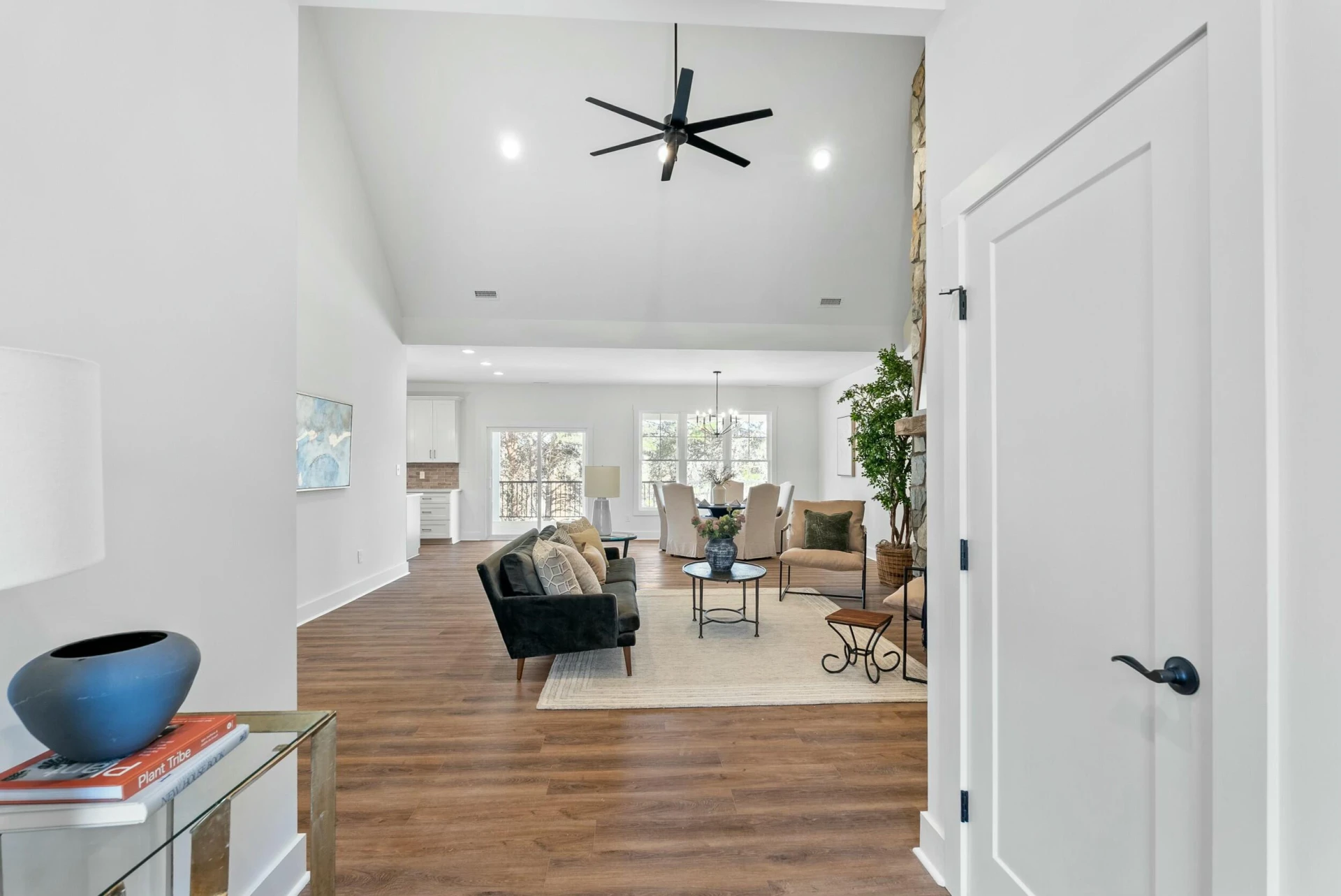105 Peach Tree CT - Photo 6