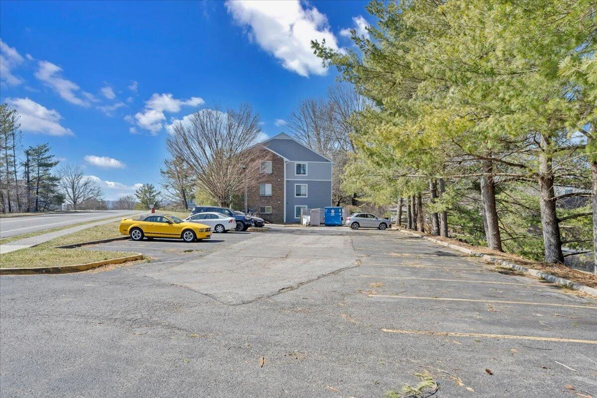 1215 Progress ST #D - Photo 2