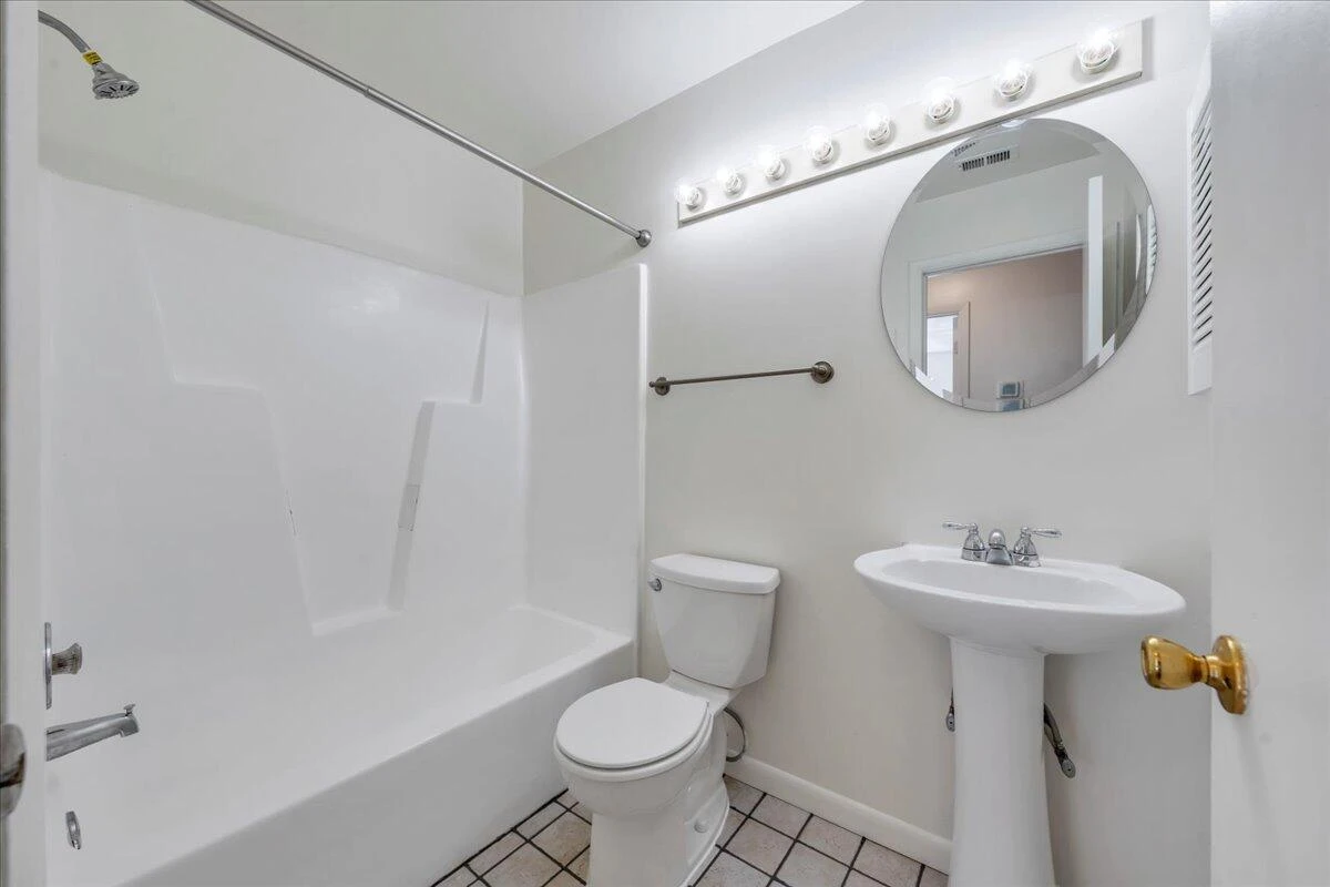 1215 Progress ST #D - Photo 20
