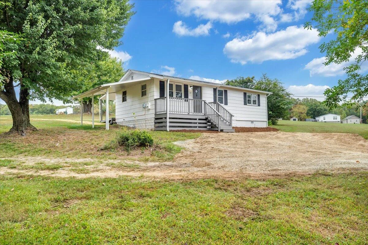 39 DAISY HILL LN
