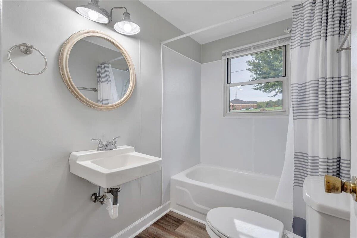 39 DAISY HILL LN - Photo 17
