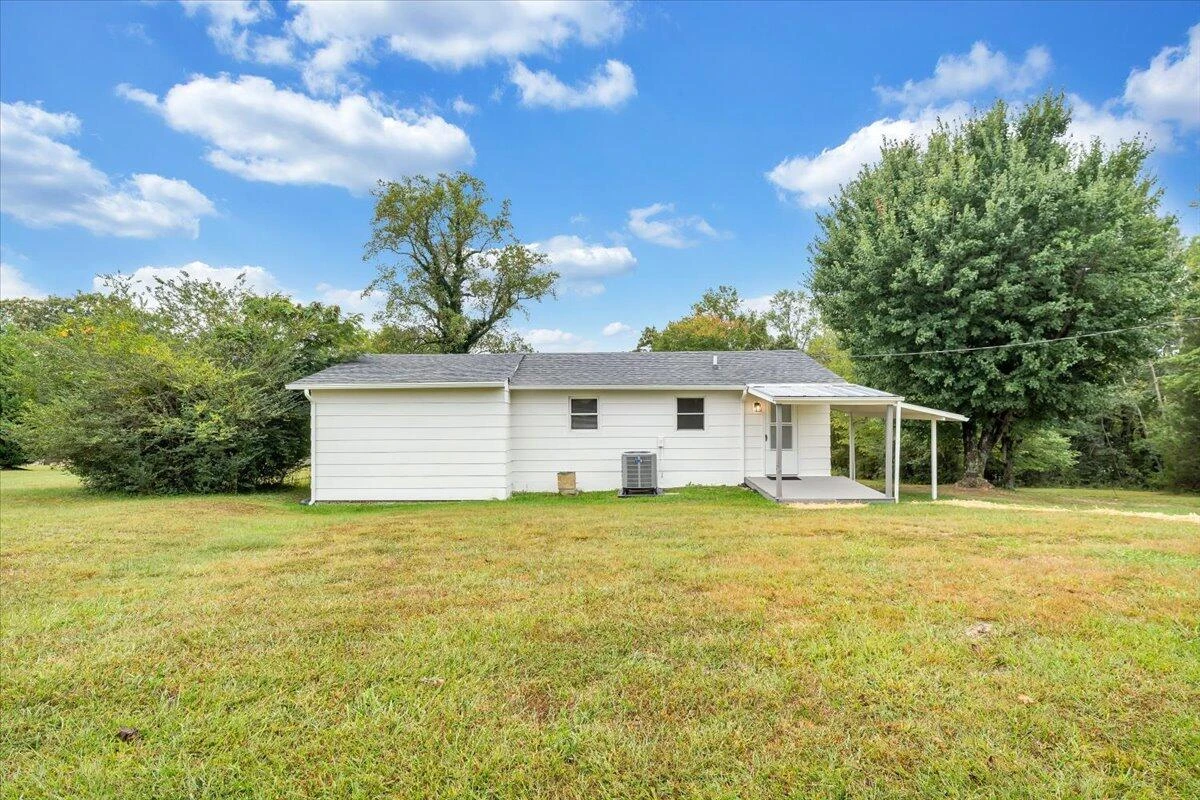 39 DAISY HILL LN - Photo 19