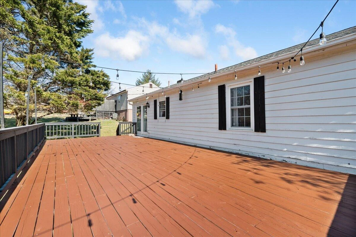 329 Holcomb Path RD - Photo 28
