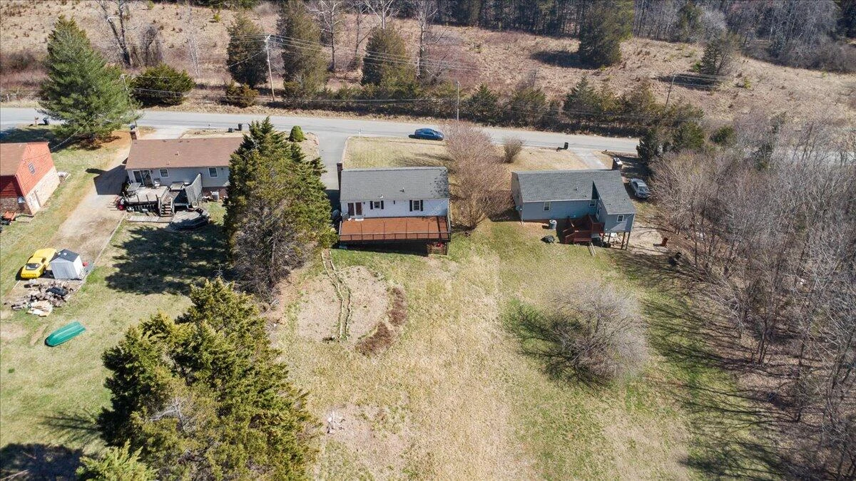 329 Holcomb Path RD - Photo 36