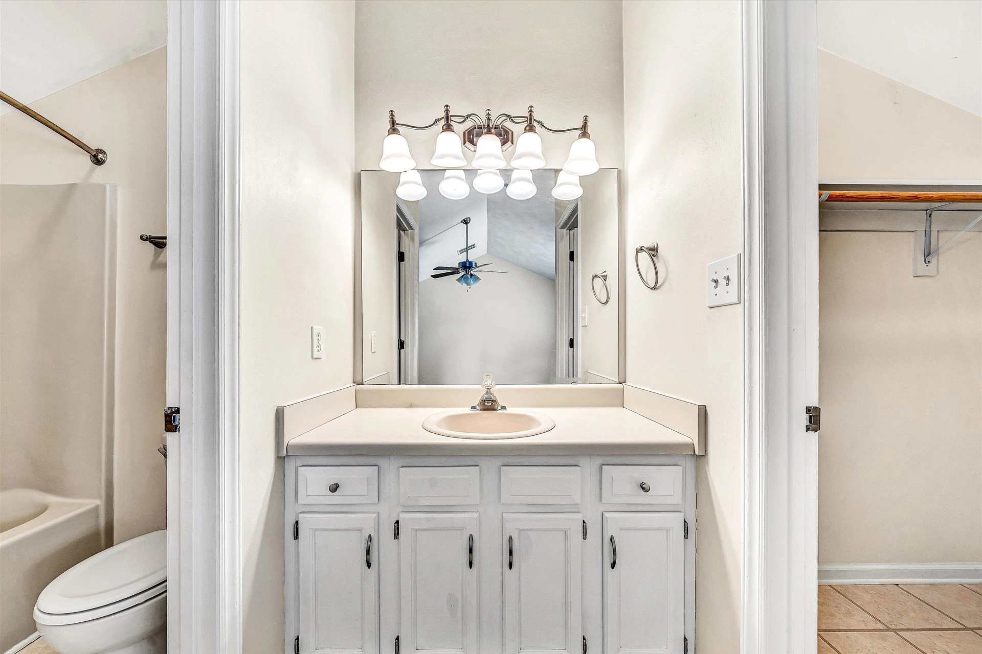 3339 Forest Ridge RD - Photo 18