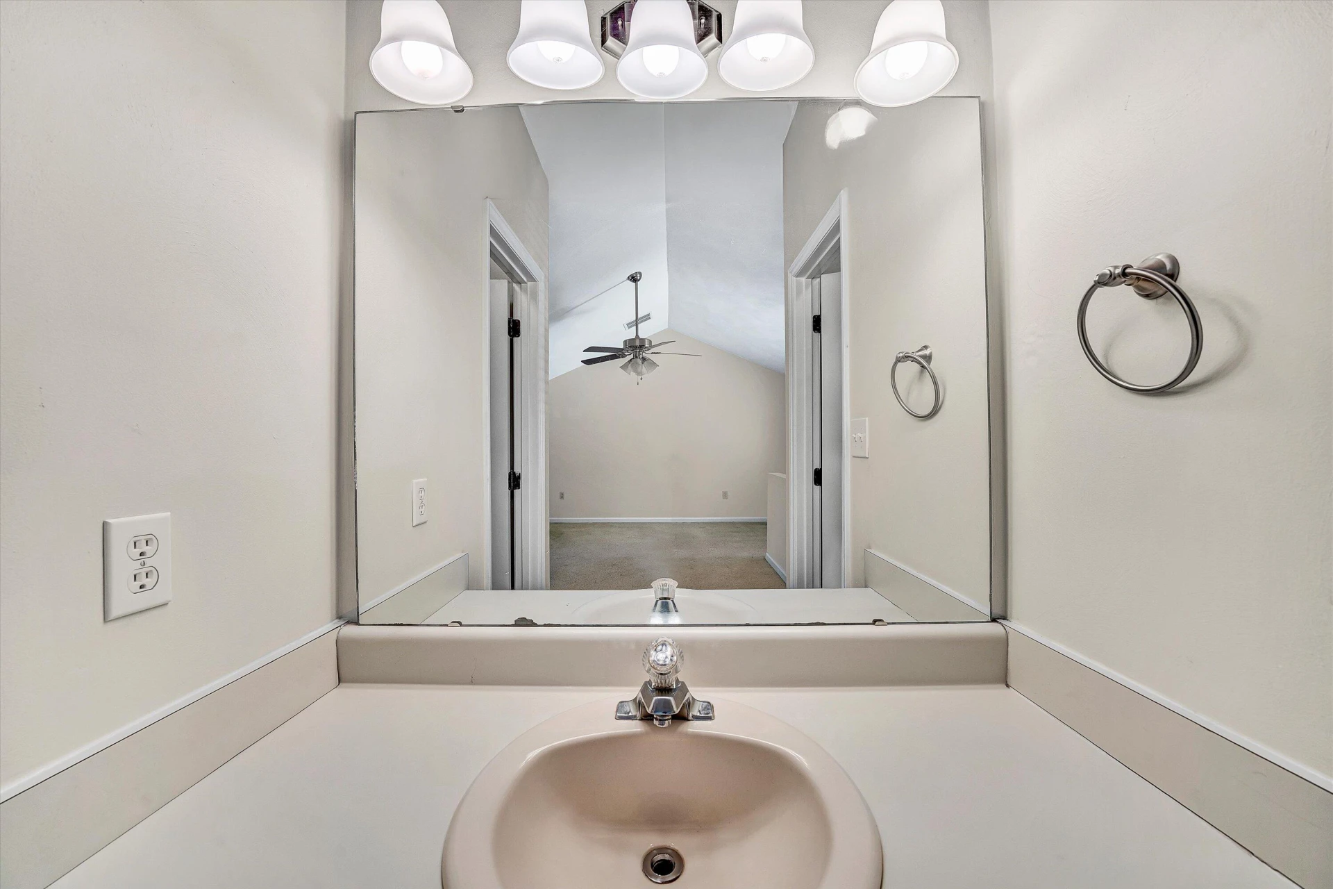 3339 Forest Ridge RD - Photo 19