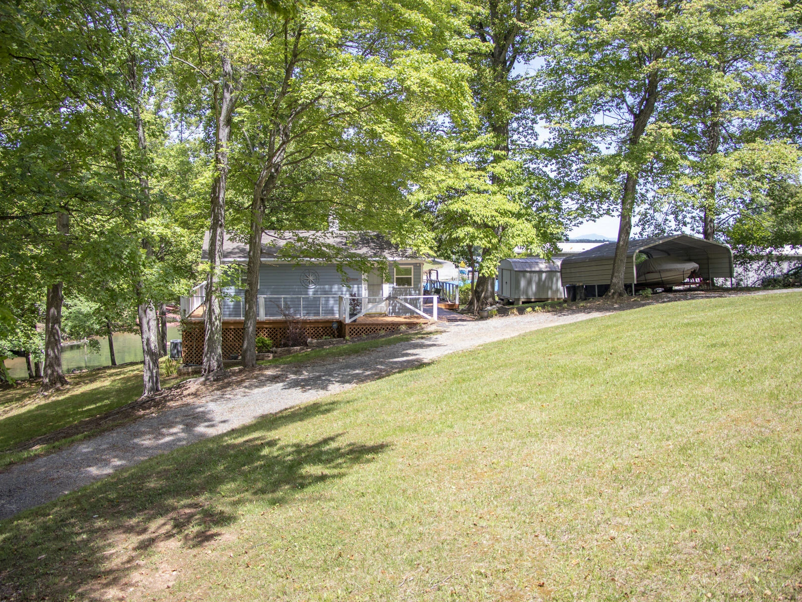 281 Waterlocked RD - Photo 2