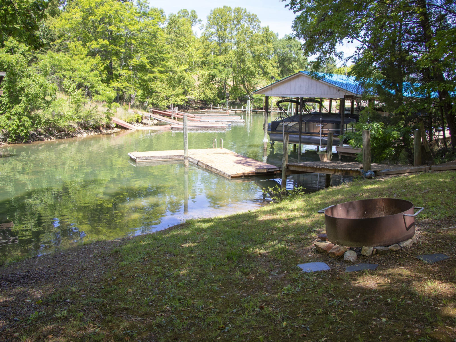 281 Waterlocked RD - Photo 29