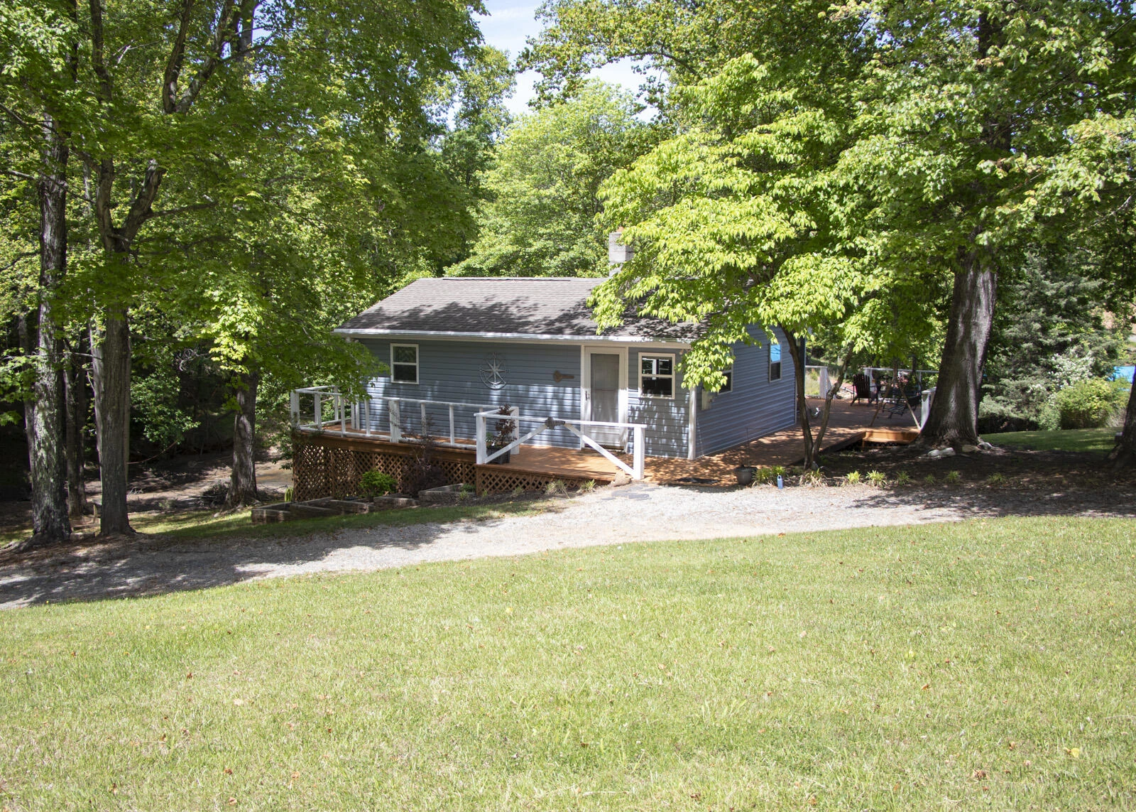 281 Waterlocked RD - Photo 3