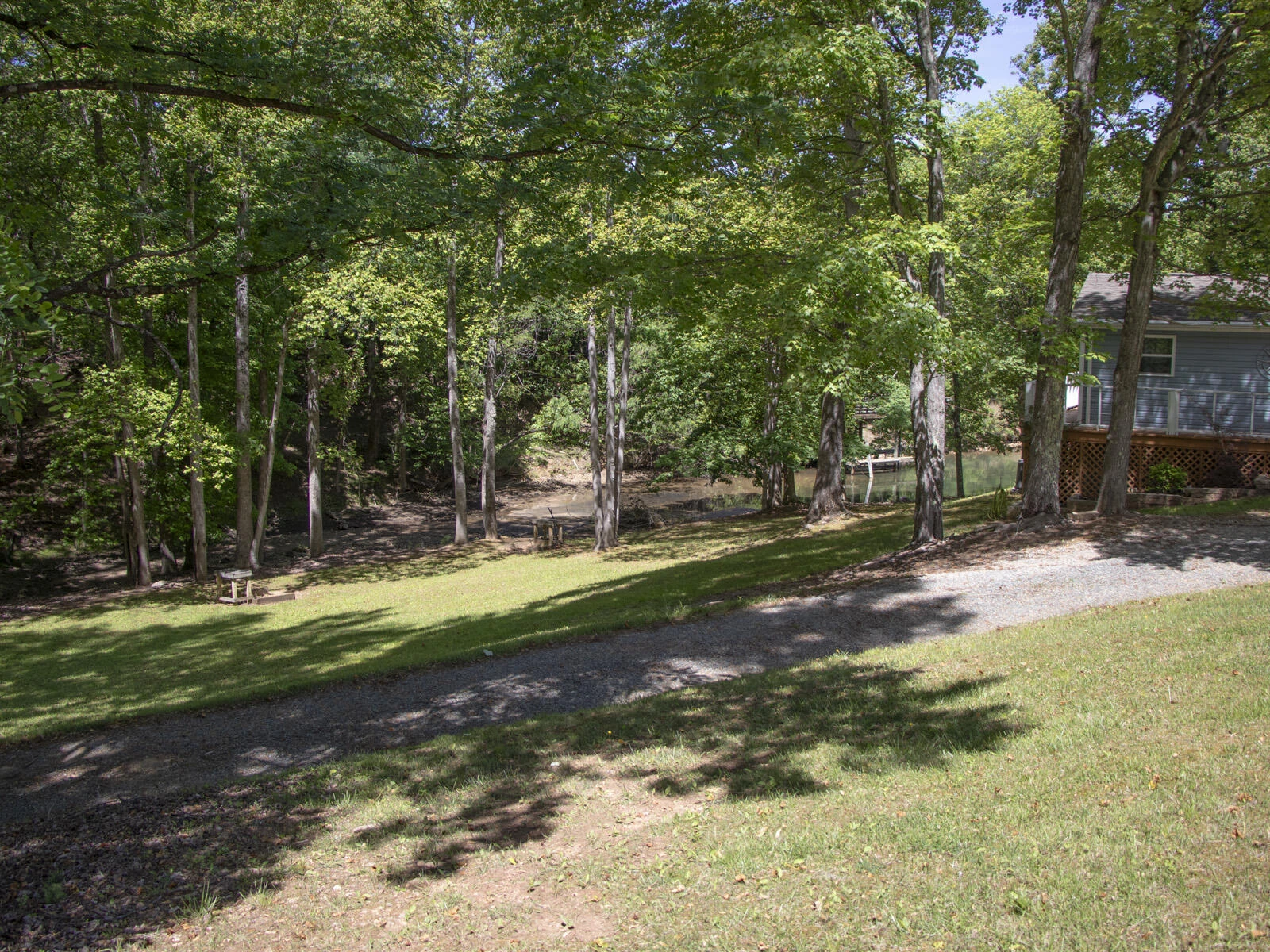 281 Waterlocked RD - Photo 4