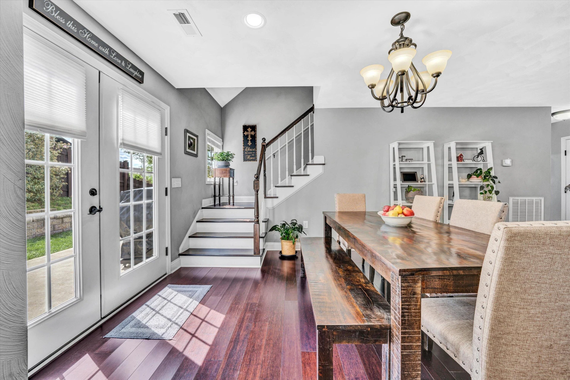 700 Bradford CIR - Photo 10