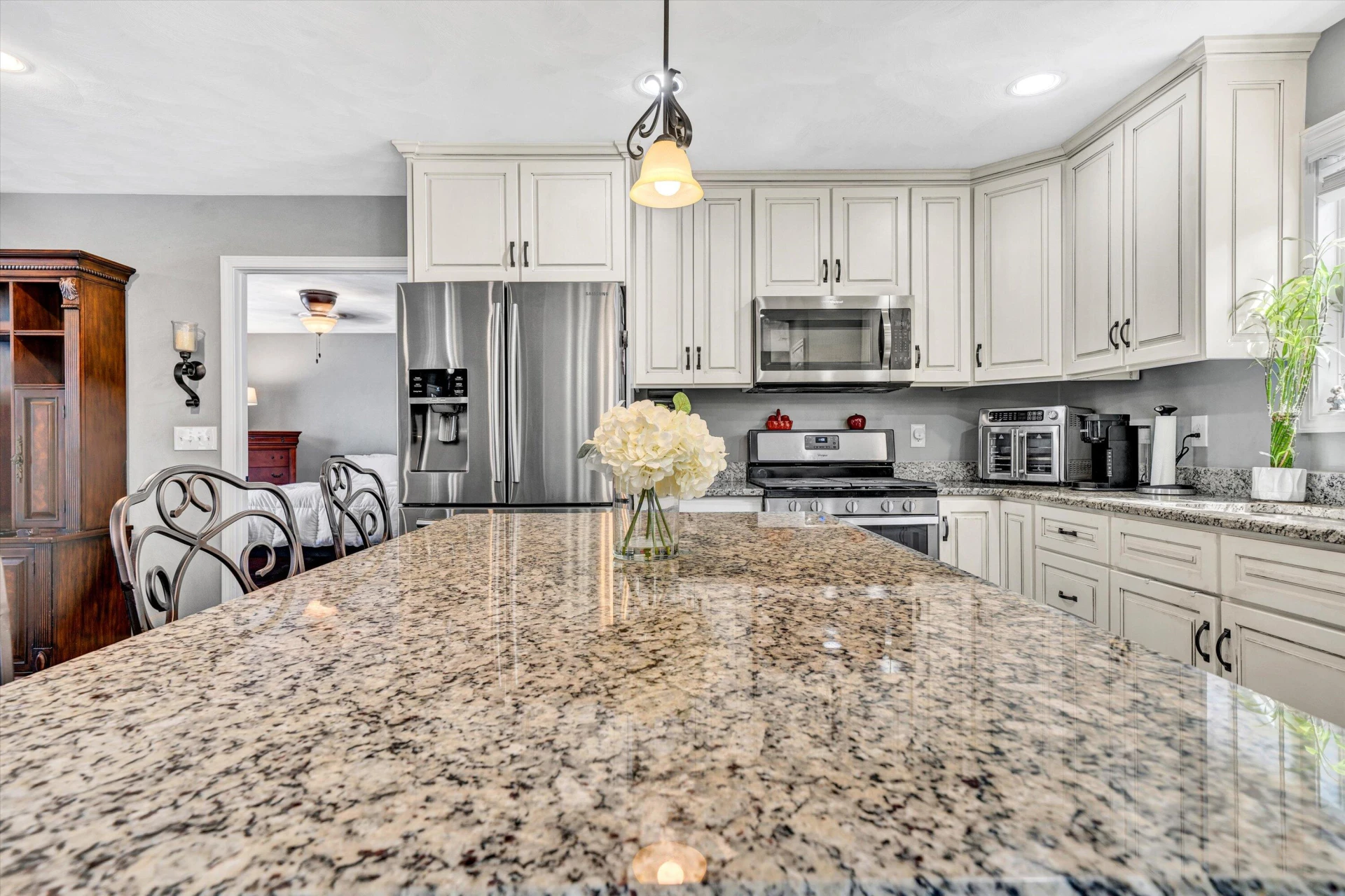 700 Bradford CIR - Photo 14