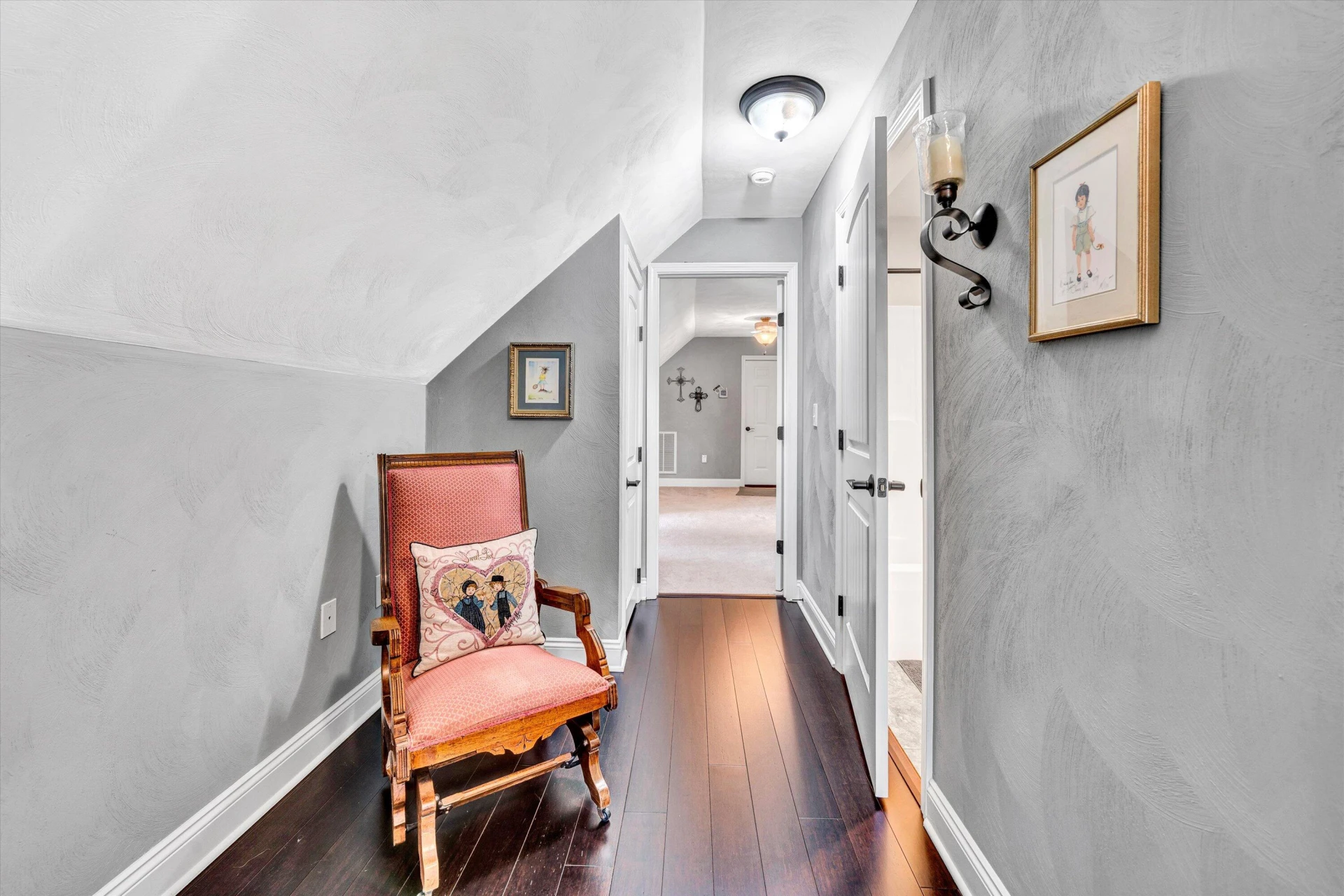 700 Bradford CIR - Photo 26