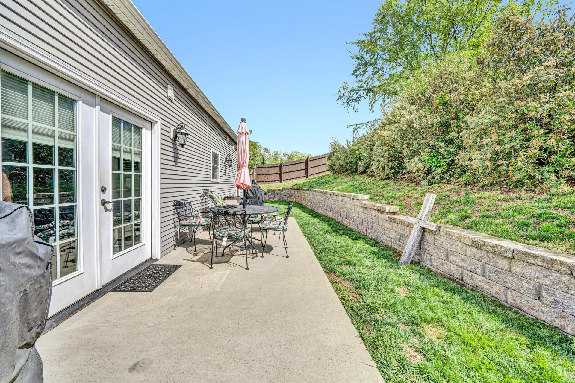 700 Bradford CIR - Photo 31