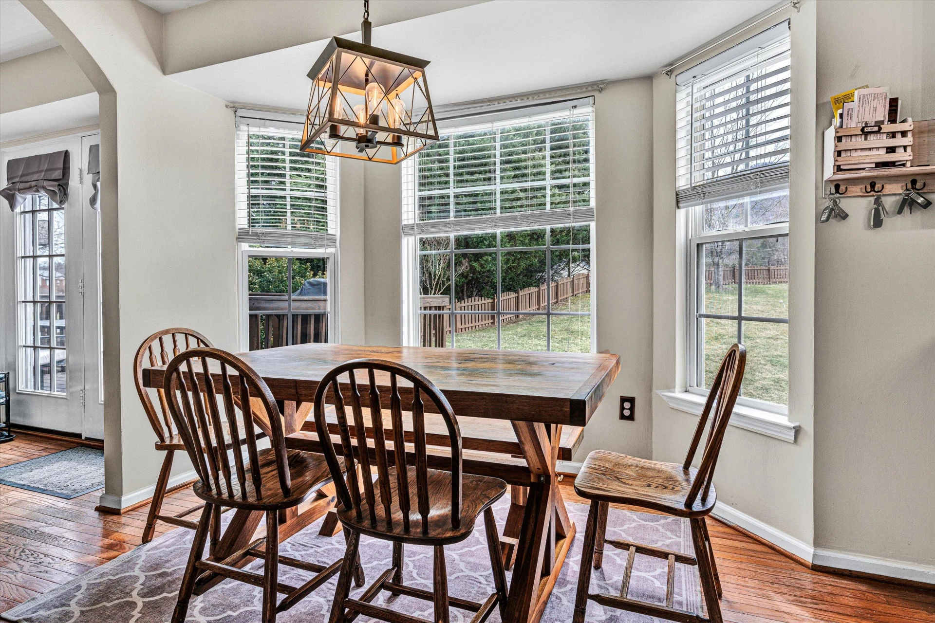 5917 Monet DR - Photo 11