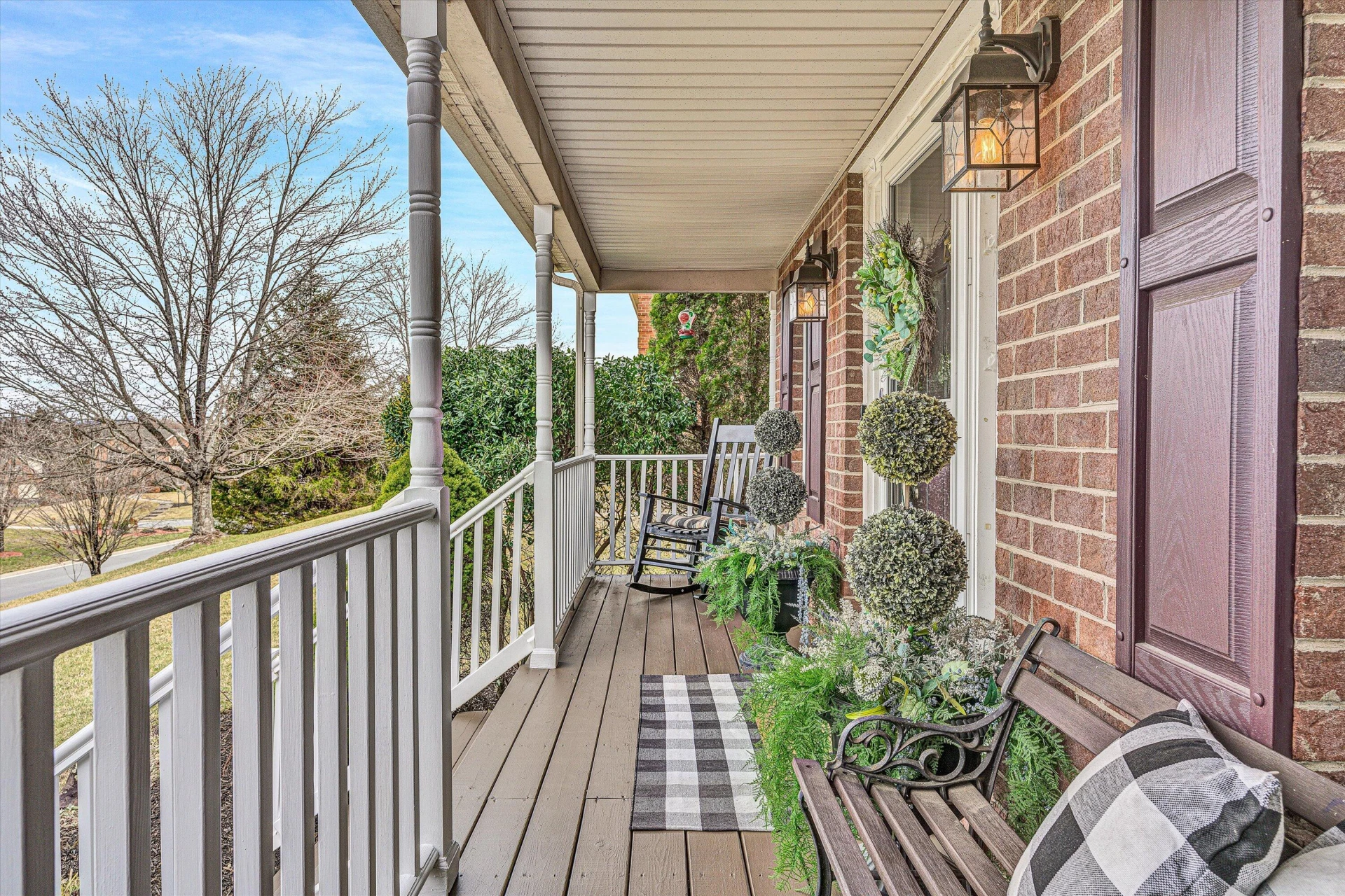 5917 Monet DR - Photo 2