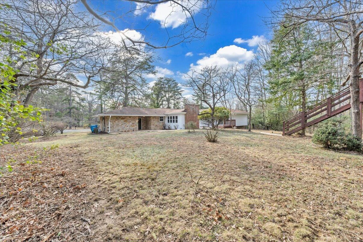 2104 Deyerle RD - Photo 44