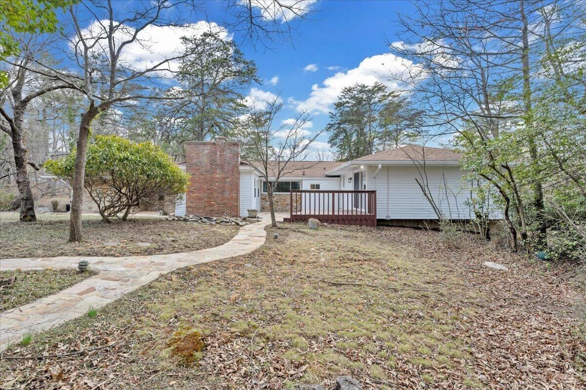 2104 Deyerle RD - Photo 46