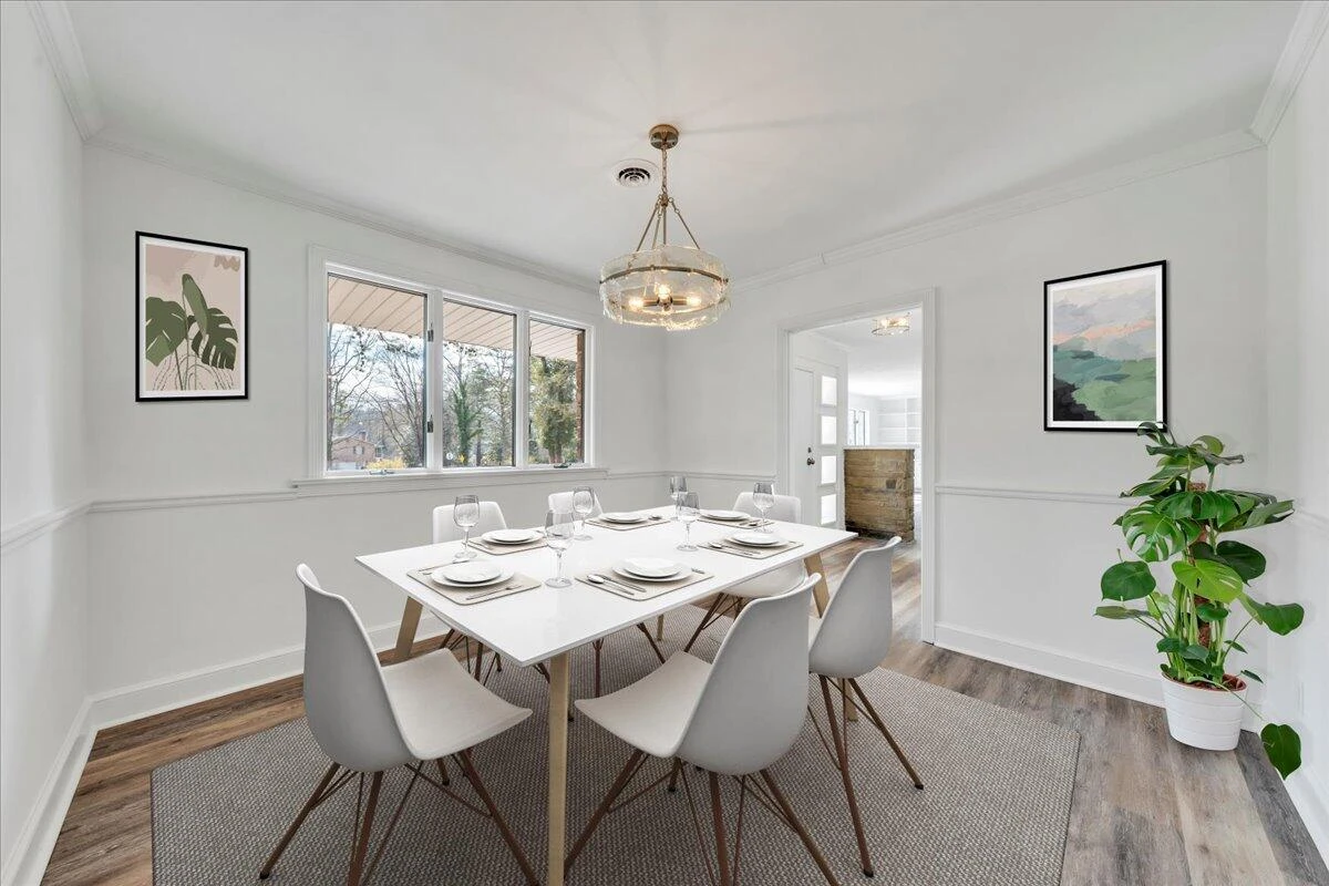 2104 Deyerle RD - Photo 6