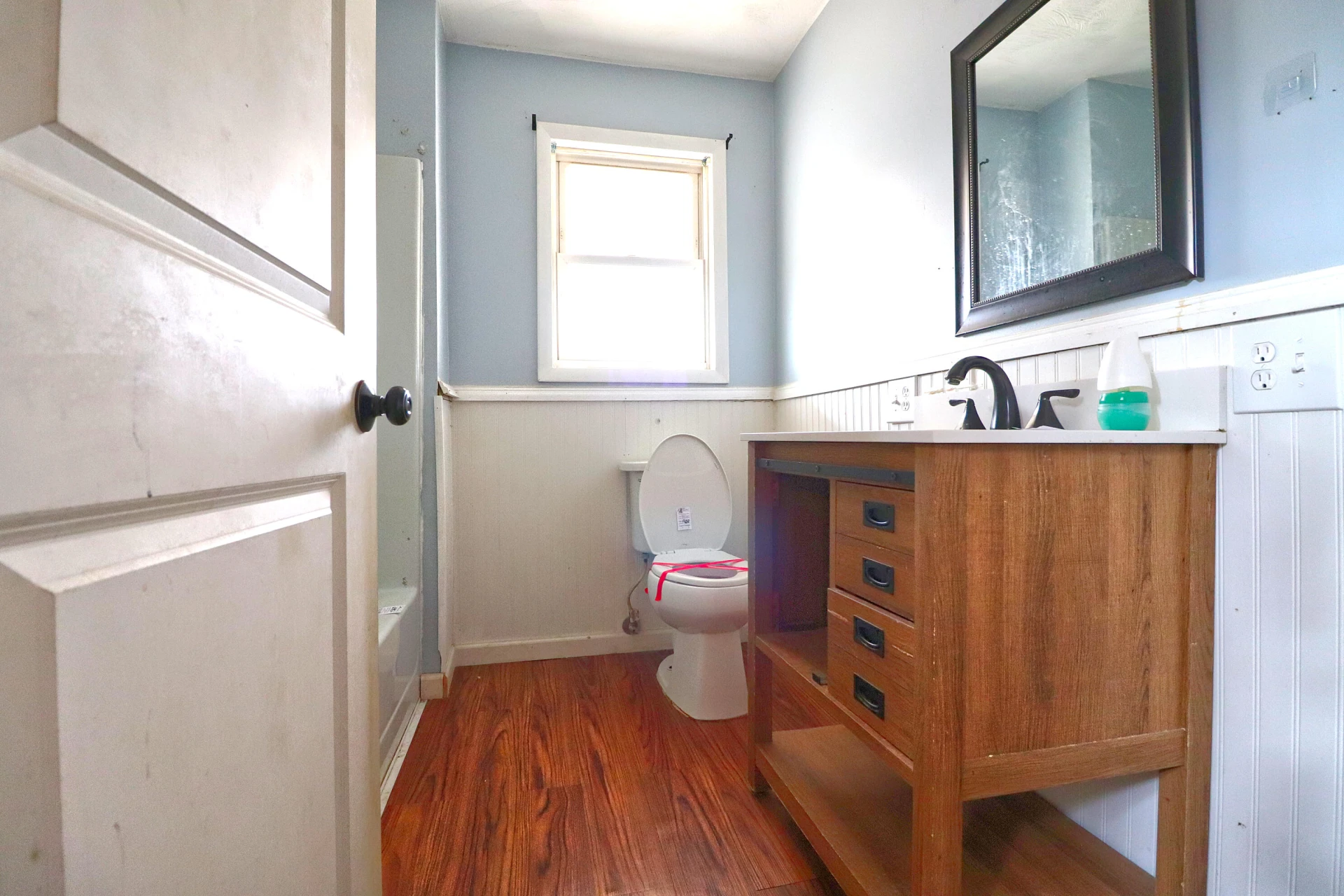 715 Giles ST - Photo 10