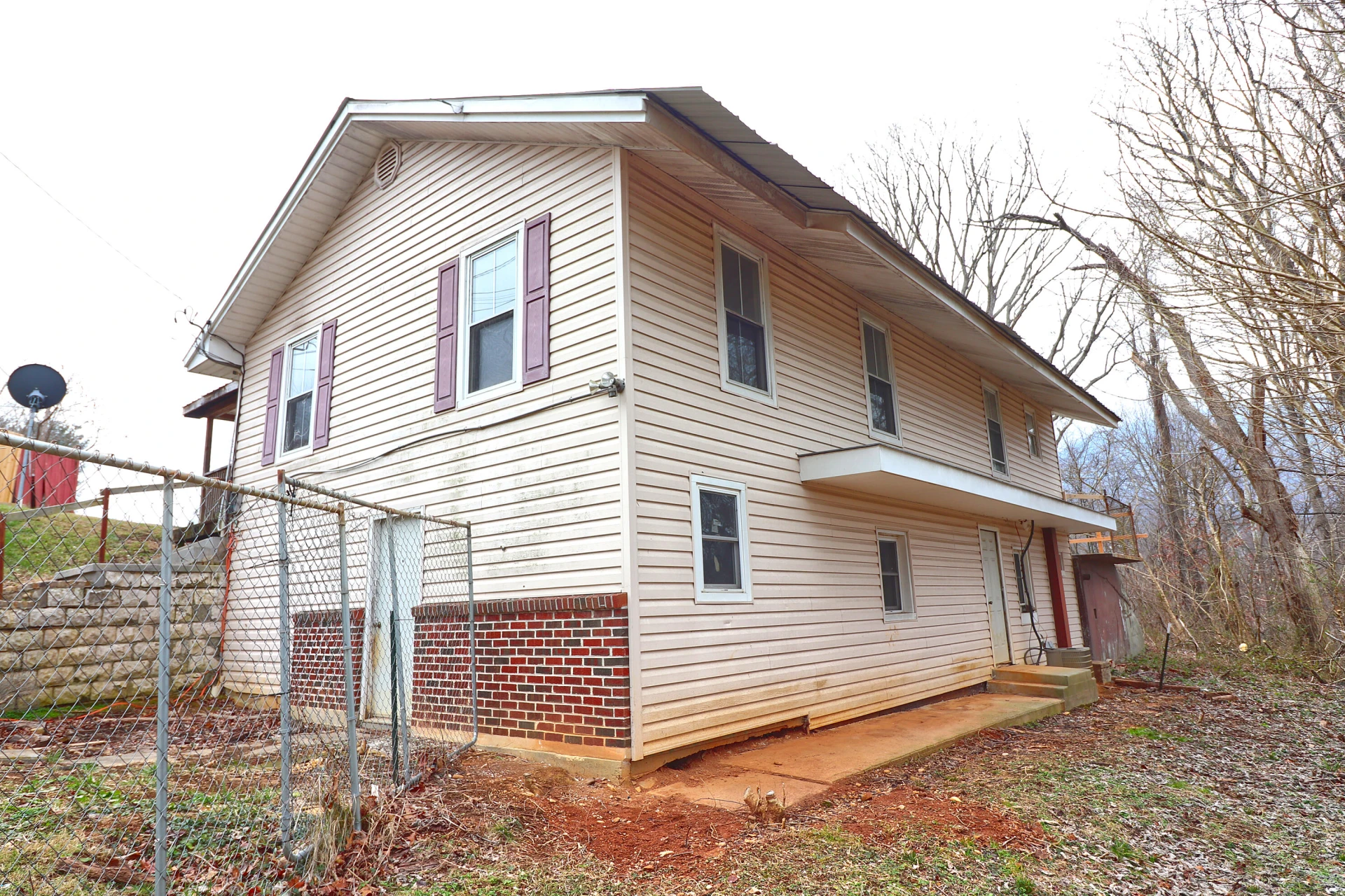 715 Giles ST - Photo 4