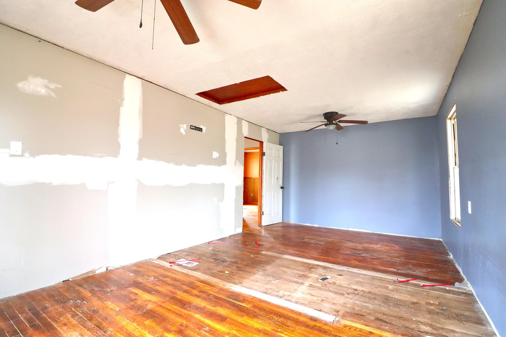715 Giles ST - Photo 6