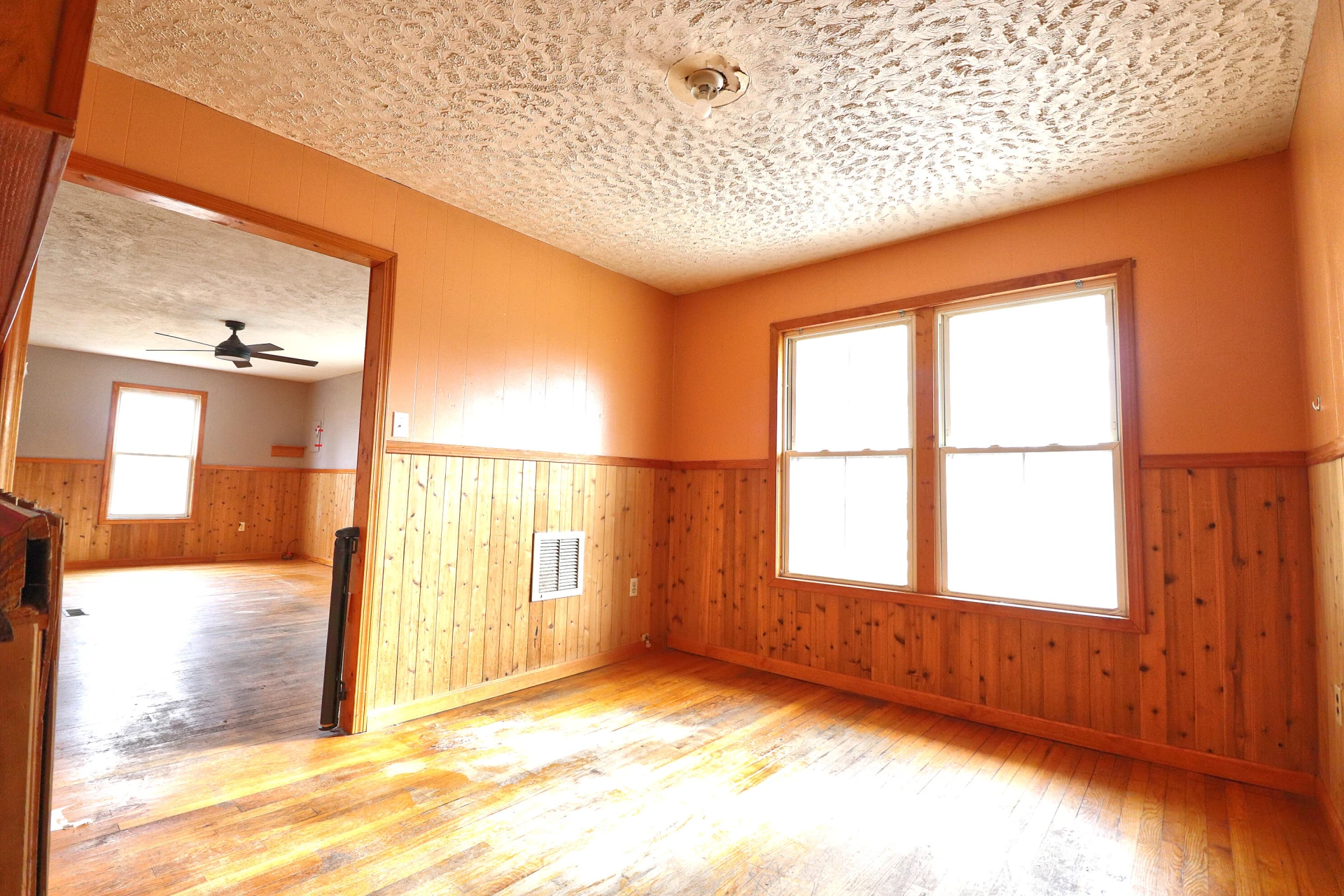 715 Giles ST - Photo 7