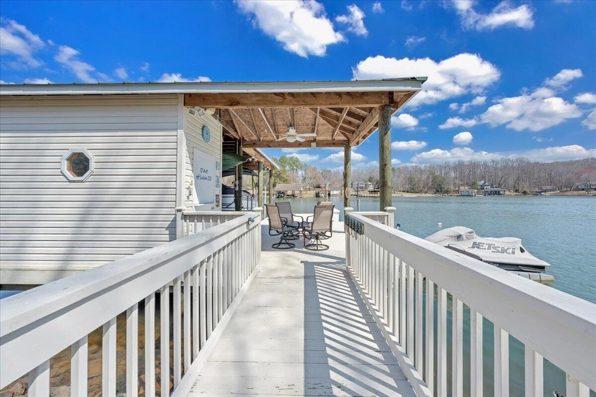 308 HILLTOP DR - Photo 13