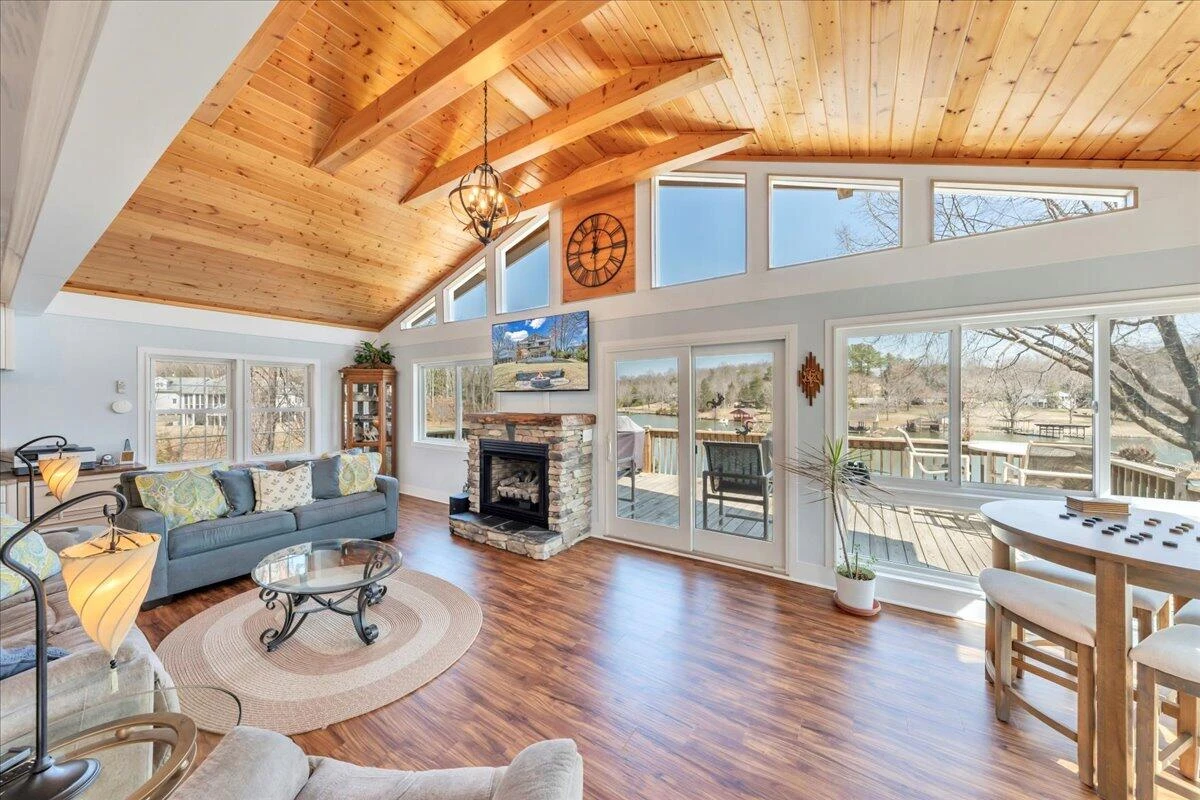 308 HILLTOP DR - Photo 27