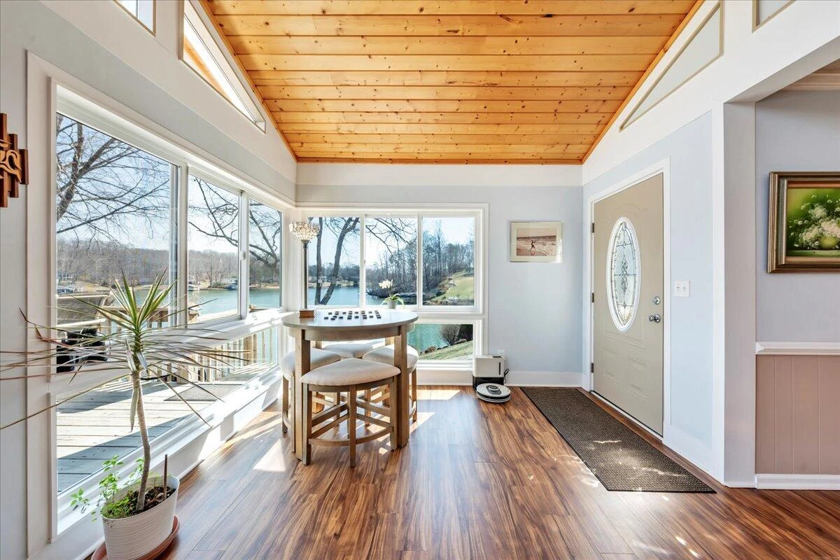 308 HILLTOP DR - Photo 31