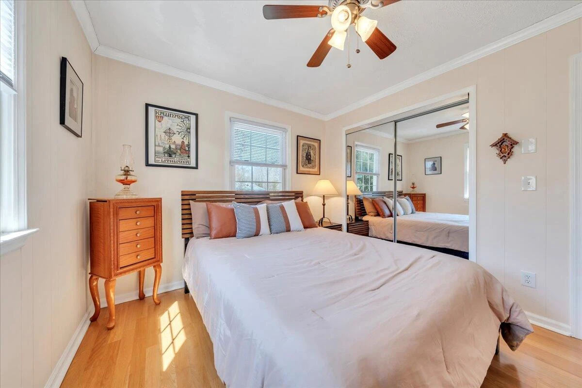 308 HILLTOP DR - Photo 37