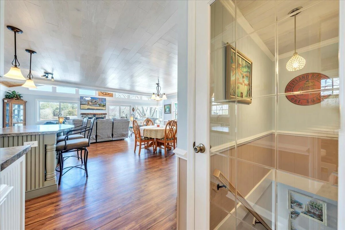 308 HILLTOP DR - Photo 38