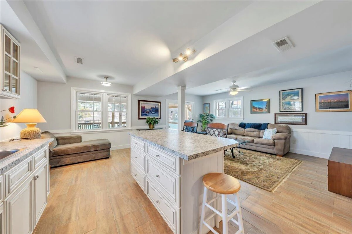 308 HILLTOP DR - Photo 45