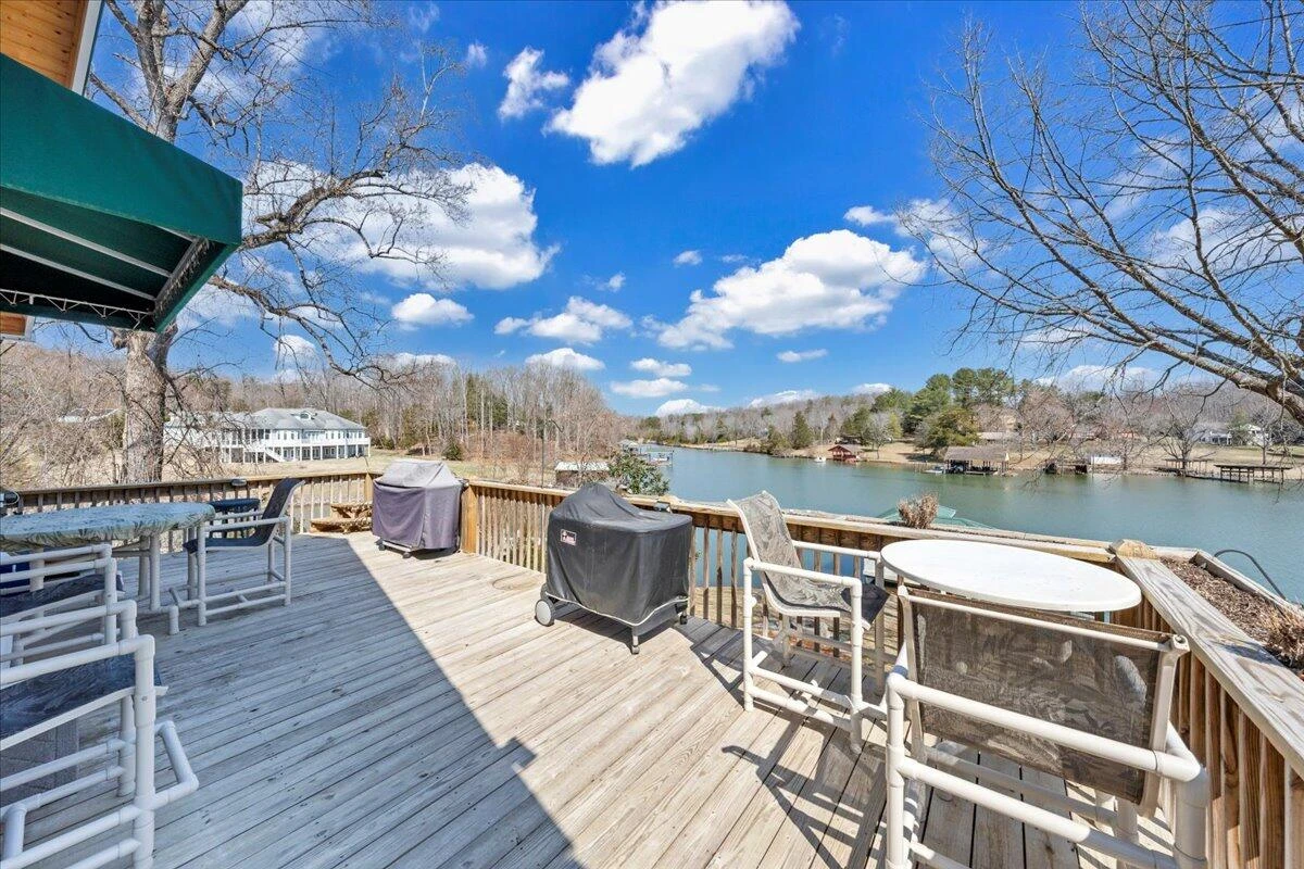 308 HILLTOP DR - Photo 51