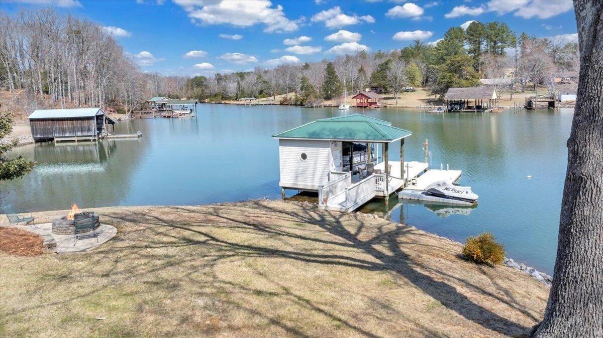 308 HILLTOP DR - Photo 63