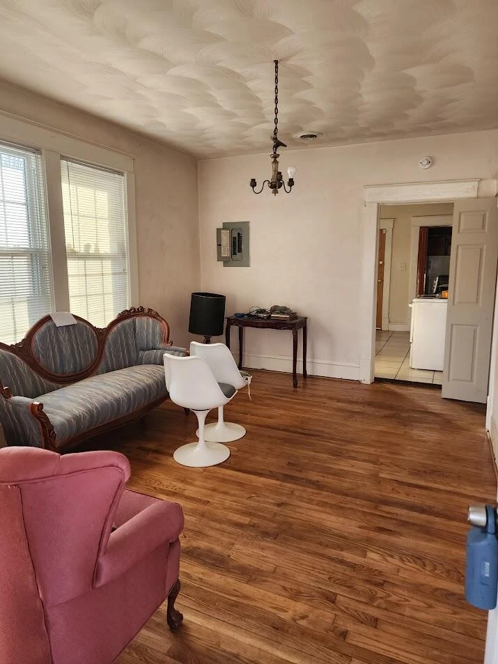 7 14Th ST - Photo 3