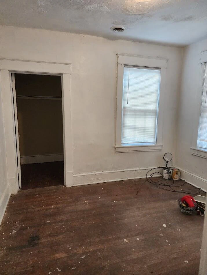 7 14Th ST - Photo 4