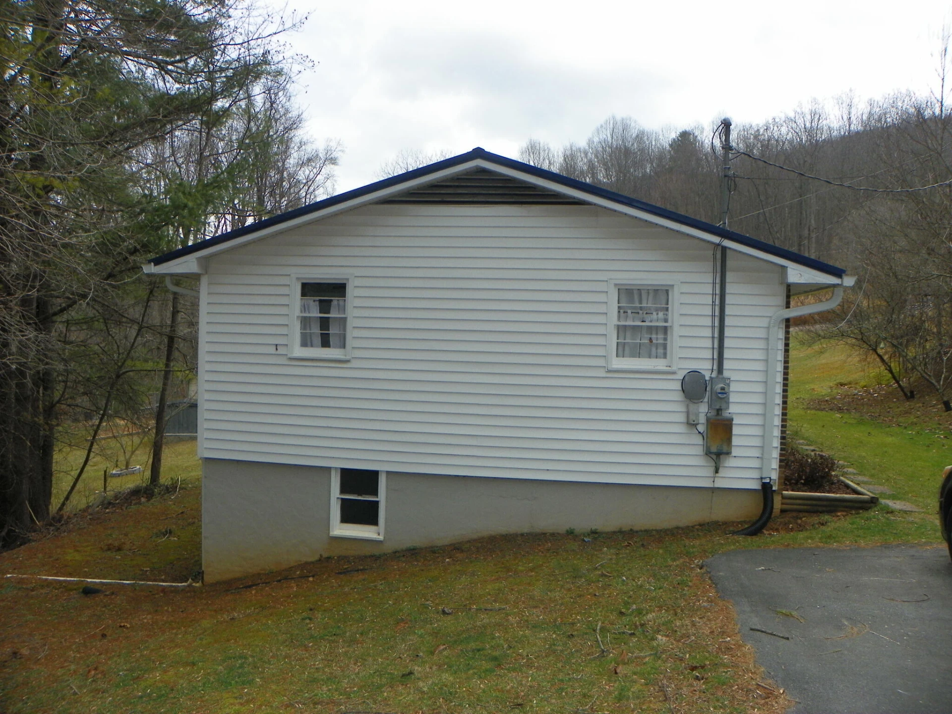 464 Pugh Mountain RD - Photo 28