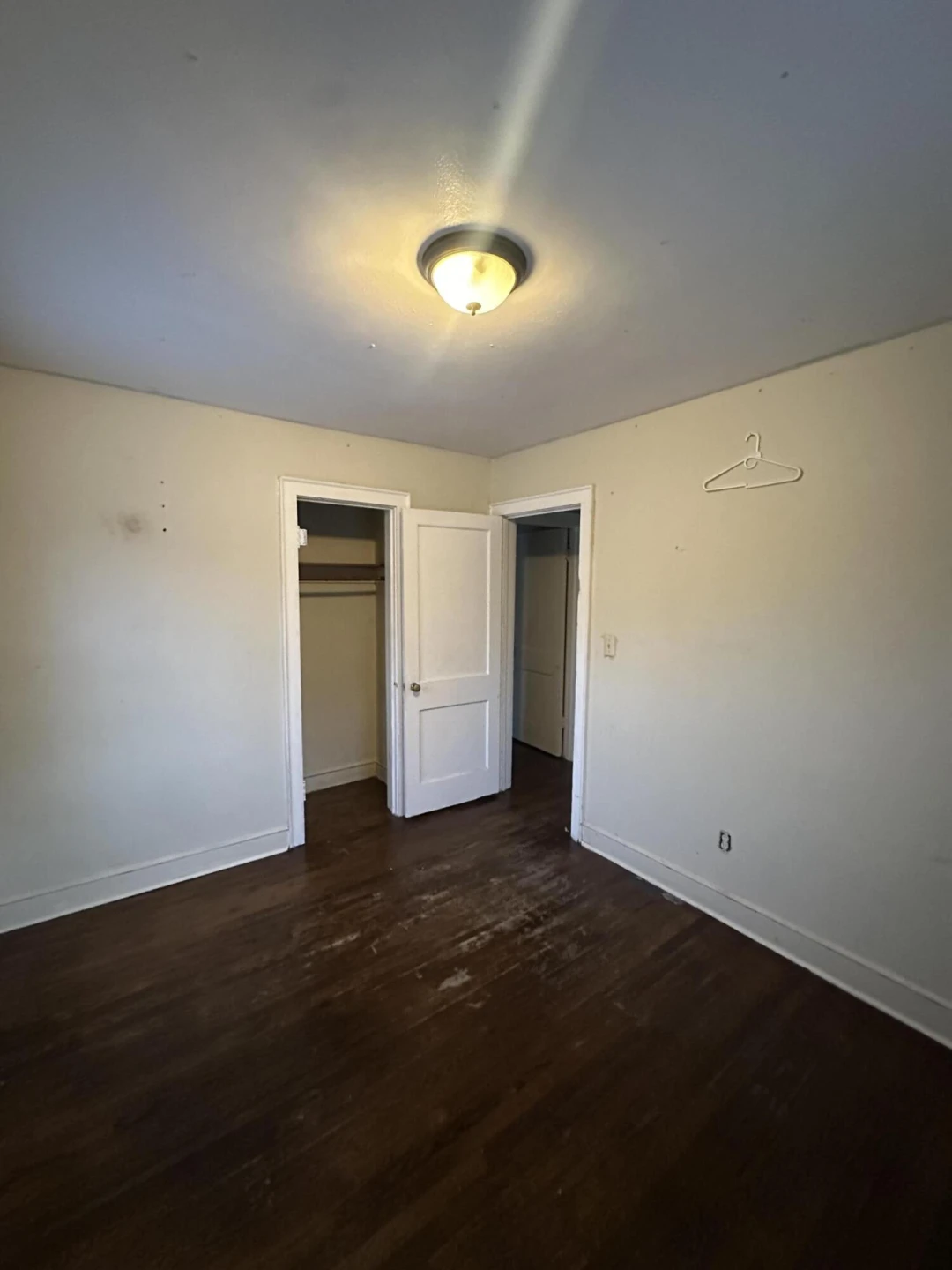 1301 Monroe ST - Photo 7