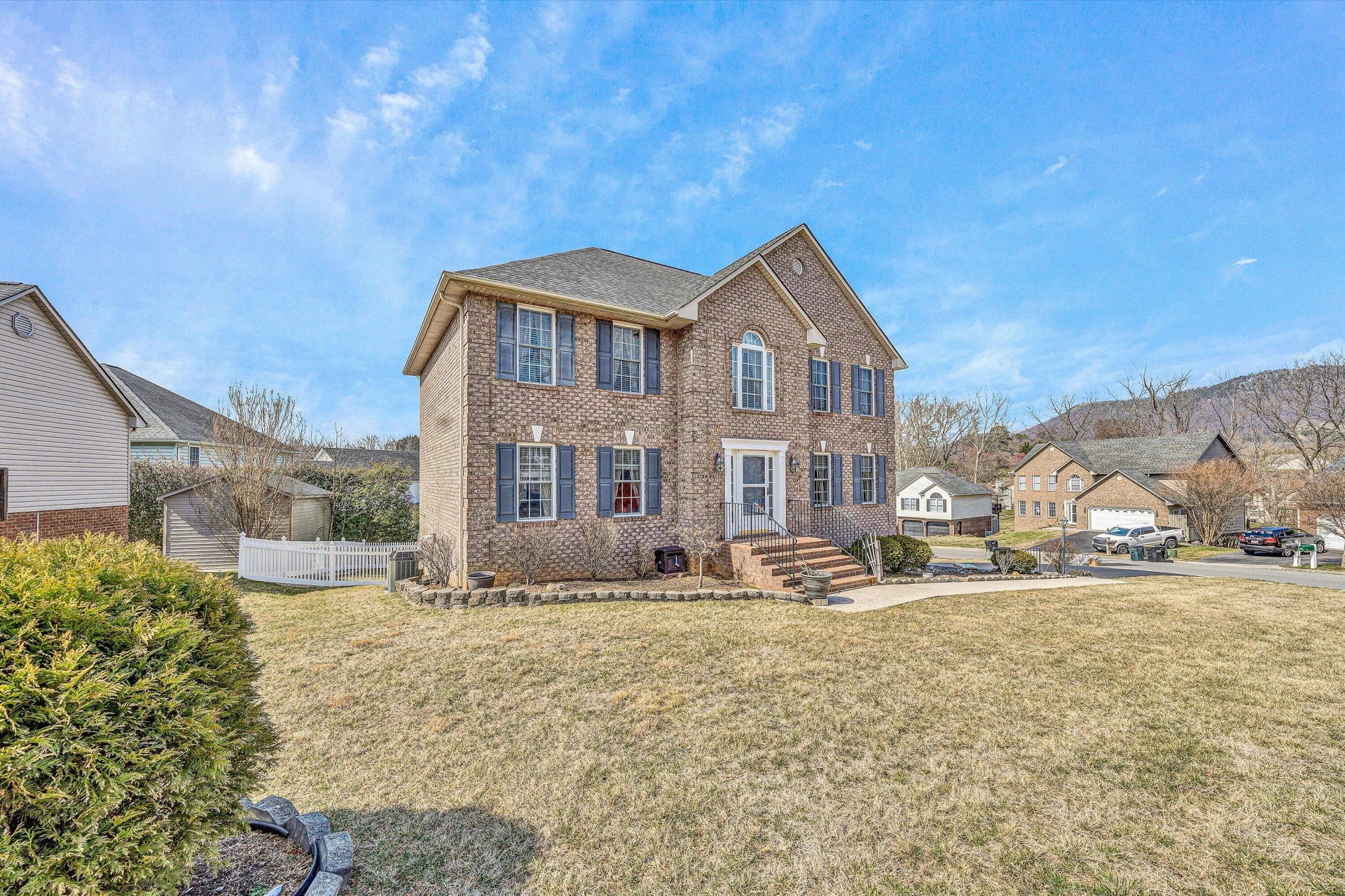 1343 Millers Landing CIR - Photo 2