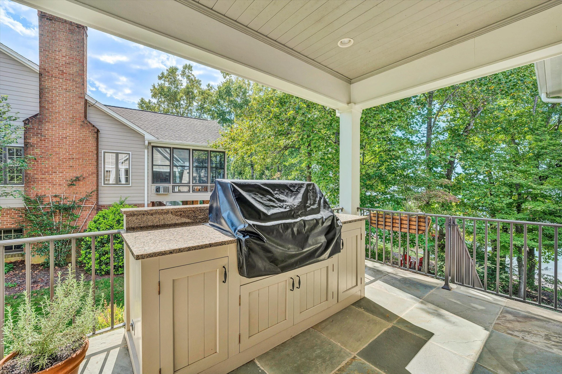 405 Island View DR - Photo 46