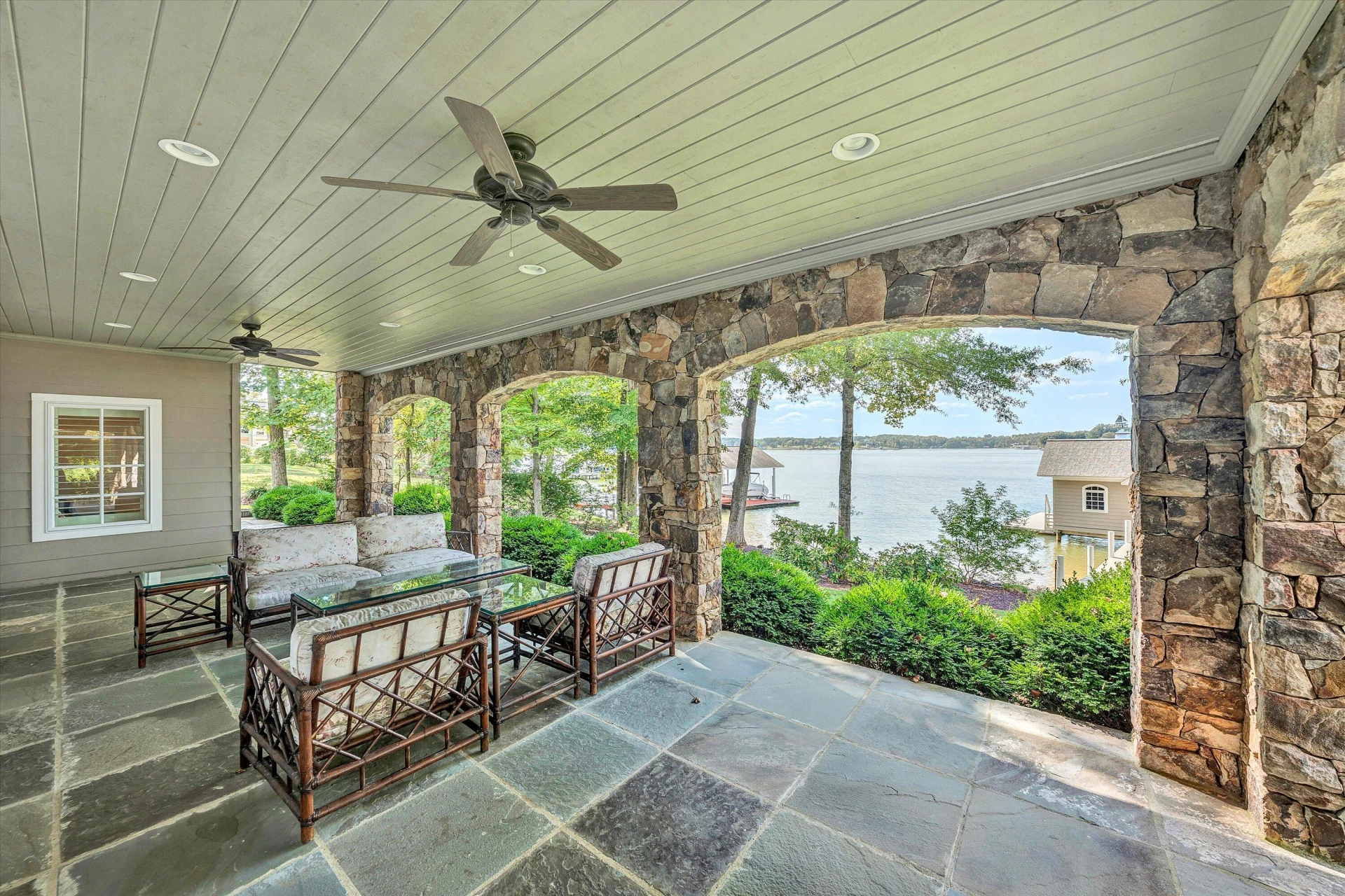 405 Island View DR - Photo 68