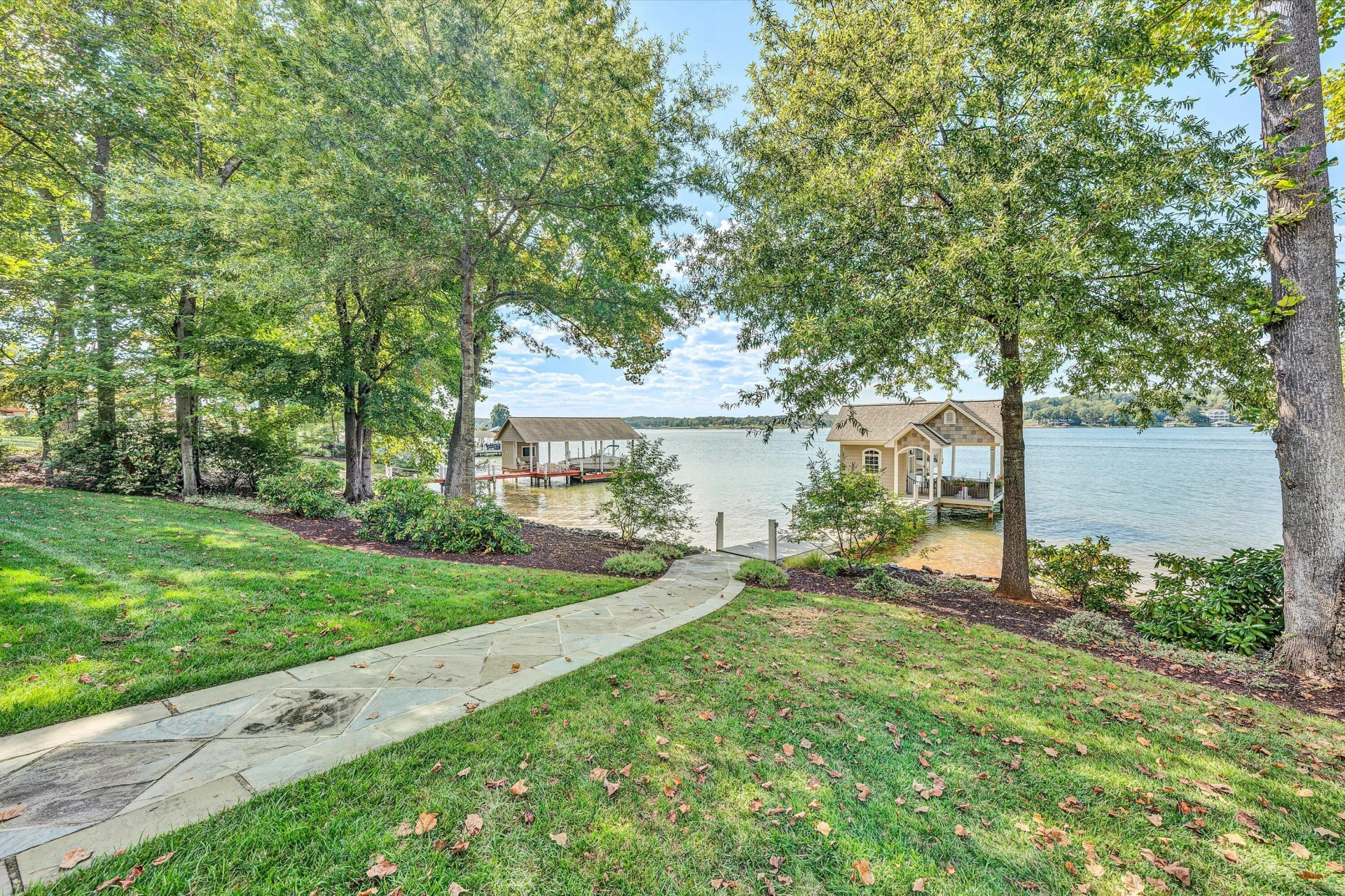 405 Island View DR - Photo 72