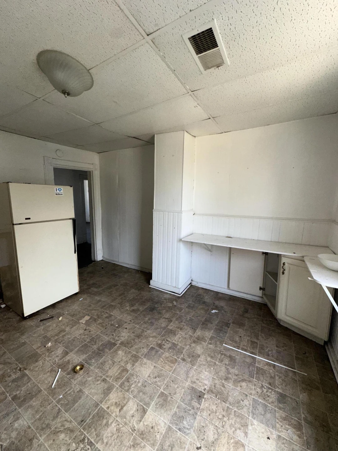 807 Patterson AVE - Photo 13