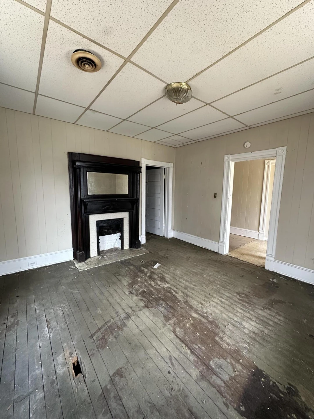 807 Patterson AVE - Photo 15