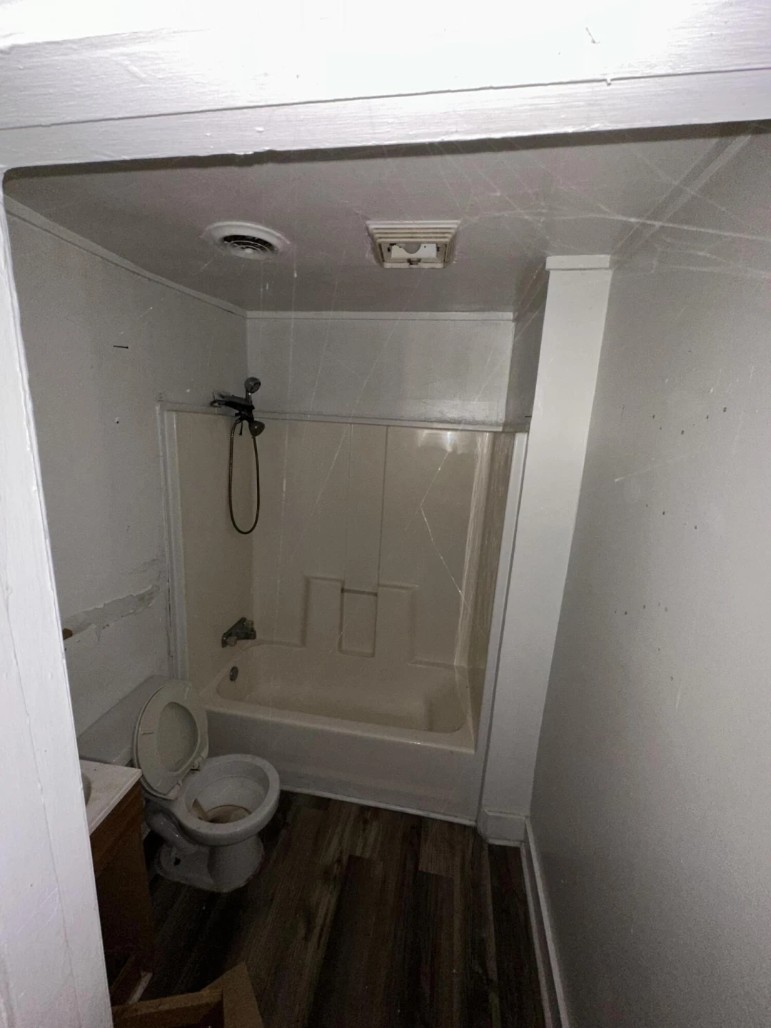 807 Patterson AVE - Photo 21
